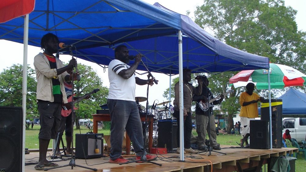 A pro-independence rally gets under way in Arawa, Central Bougainville in October