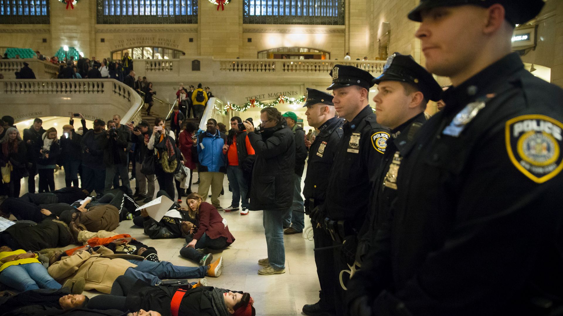 Grand Central Die In