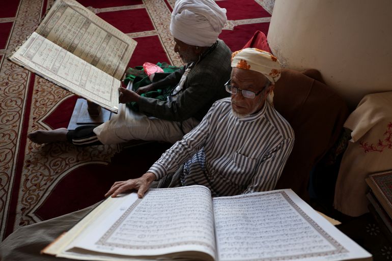 People recite the Holy Quran ahead of the Muslim fasting month of Ramadan at the Grand Mosque in Sanaa, Yemen February 3, 2026. REUTERS/Khaled Abdullah