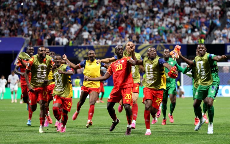 ATLANTA, GEORGIA - JUNE 27: Yoane Wissa #20 of Congo DR celebrates with teammates after scoring the team's third goal during the FIFA World Cup 2026 Group K match between Congo DR and Uzbekistan at Atlanta Stadium on June 27, 2026 in Atlanta, Georgia. Molly Darlington/Getty Images/AFP (Photo by Molly Darlington / GETTY IMAGES NORTH AMERICA / Getty Images via AFP)